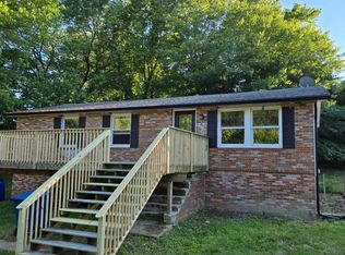 941 Pat Ln, Huntingtown, MD 20639