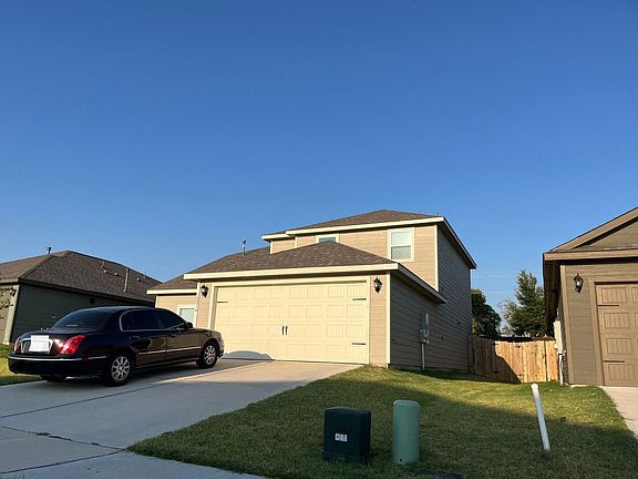 3rd image of 2014 Pondera St