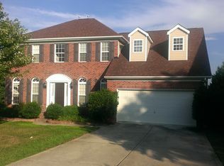 9909 Eden Hall Ct, Charlotte, NC 28277