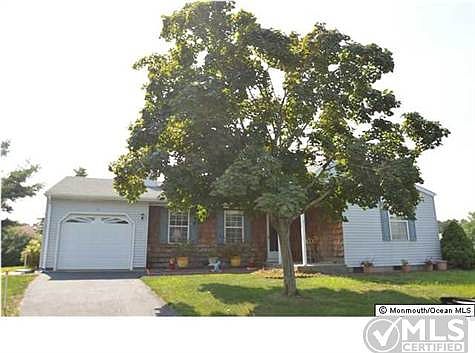 3rd image of 12 Brockton Ct #64