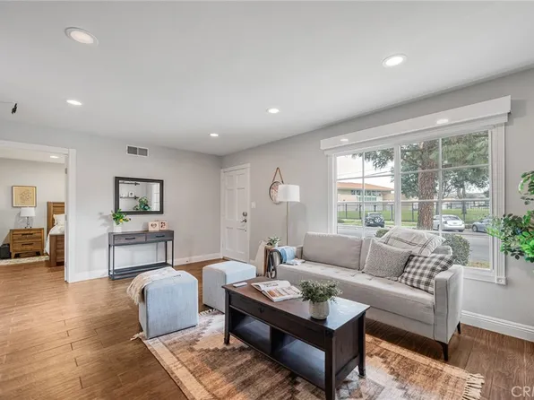 1845 Anaheim Ave Unit 12B, Costa Mesa, CA 92627