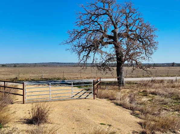 8200 Old Colony Line Rd, Dale, TX 78616