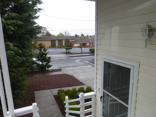 210 E 27th St, Vancouver, WA 98663