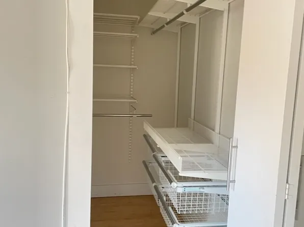 240 Cumberland Street image 7 of 8