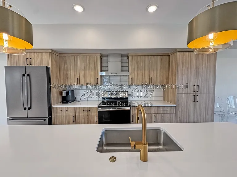 1198 S Marietta Spur Ln — Photo 6