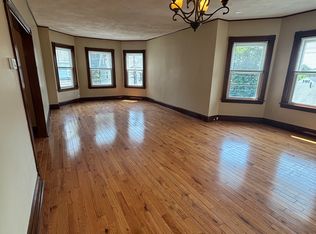 10 Davis St FLOOR 2, Woburn, MA 01801