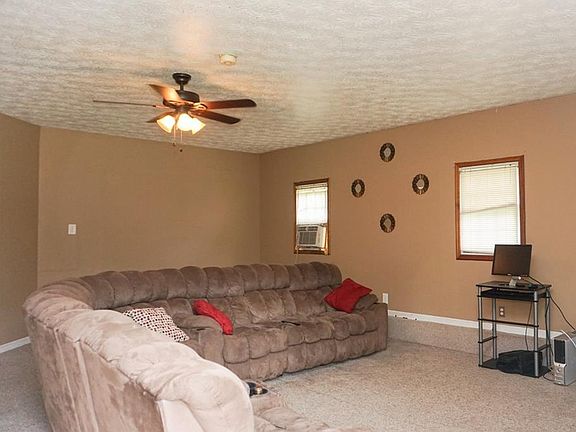 2nd image of 6899 Timbers East Dr