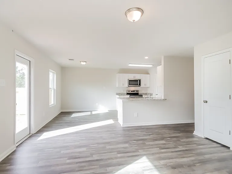 15819 Del Norte Dr — Photo 4