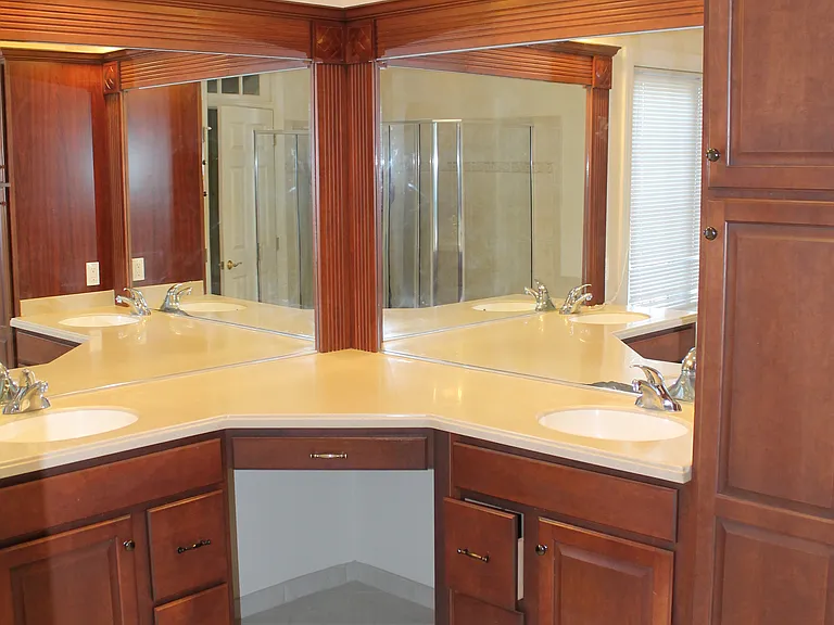 24907 Earlsford Dr — Photo 56