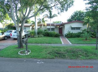 5011 SW 11th St, Plantation, FL 33317