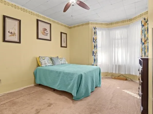 74 Atlantic Street image 28 of 37