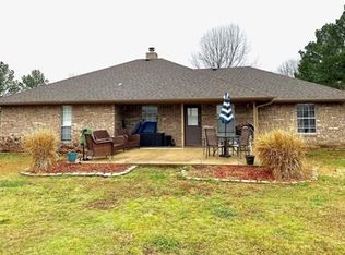 6045 Barnes Dr, Paris, TX 75462