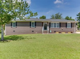 8 Pinetree St, Honea Path, SC 29654