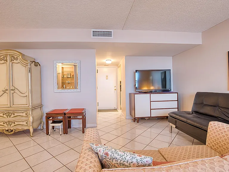 111 Briny Ave #1608 — Photo 10