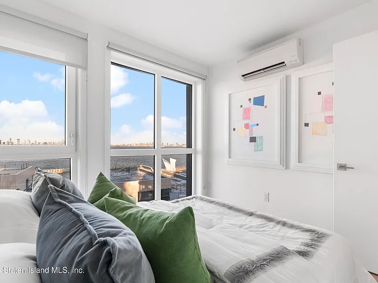 5 Stuyvesant Pl #7C — Photo 30