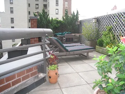 Sold by Corcoran | media 41