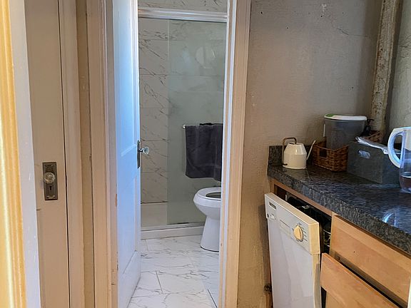 3rd image of 1365 N Corona St APT 20