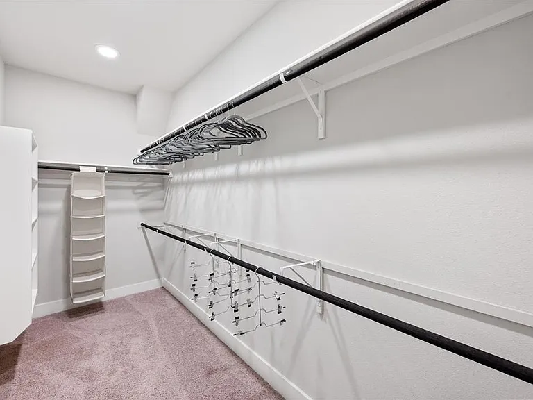 1506 Arcilla St — Photo 15