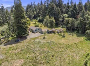 62082 Old Wagon Rd, Coos Bay, OR 97420