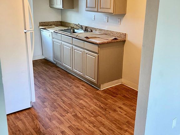 4th image of 1962 Bellomy St APT 24