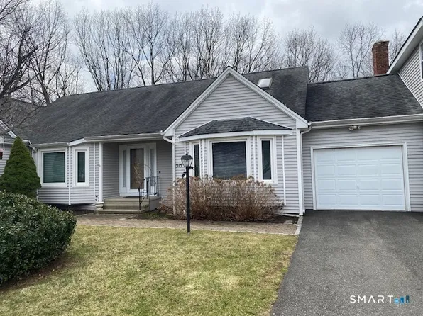 315 Aspetuck Trail #315, Shelton, CT 06484