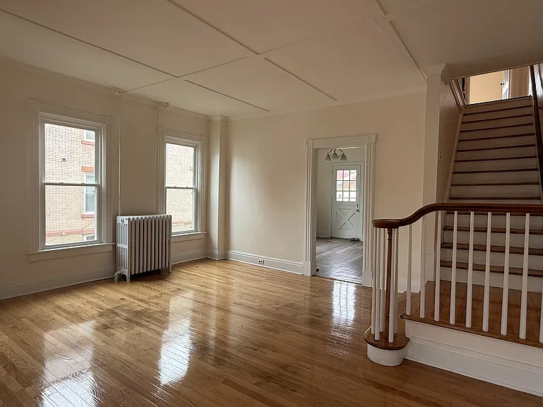 604 Park Ave — Photo 4