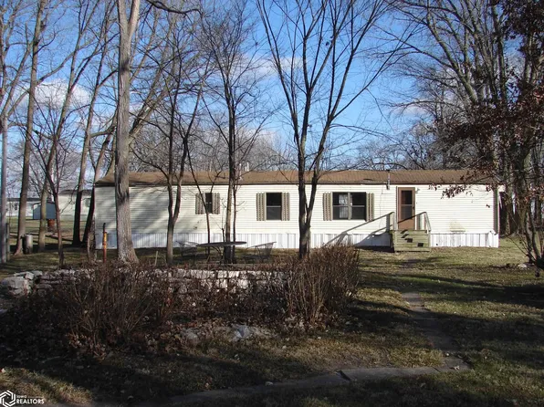 102 N Benbow St, Hillsboro, IA 52630