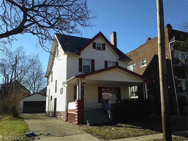 1st image of 3358 E 143rd St