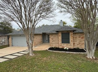 1211 Deepwoods Trl, Leander, TX 78641