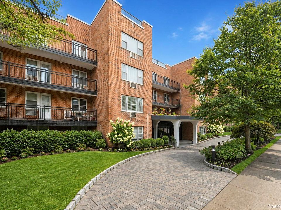 1st image of 25 Chapel Place #3H