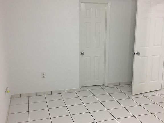 Bed entrance to bathroom