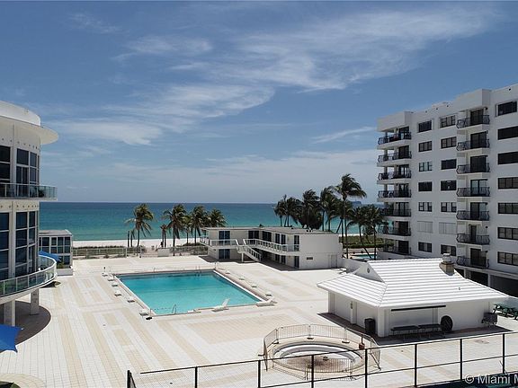 4th image of 5445 Collins Ave #Ts6