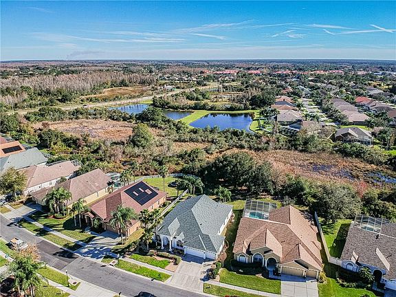 5th image of 10113 Queens Park Dr