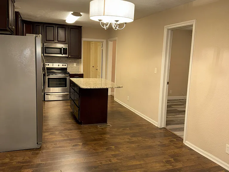 4654 Bankhead Ave — Photo 3