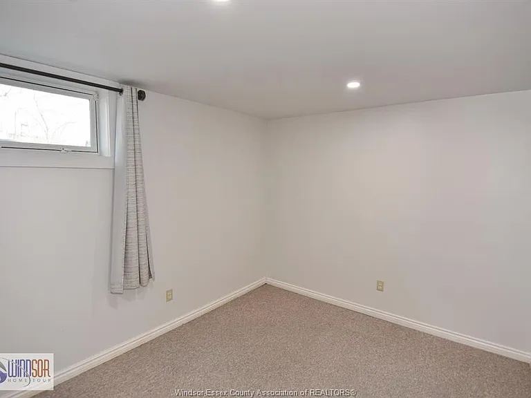 600 Cousineau Rd #LOWER — Photo 33