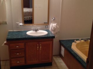 127 Rodeo Cir, Middle River, MD 21220