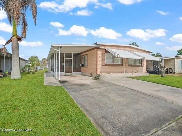1740 Seagrape St NE, Palm Bay, FL 32905