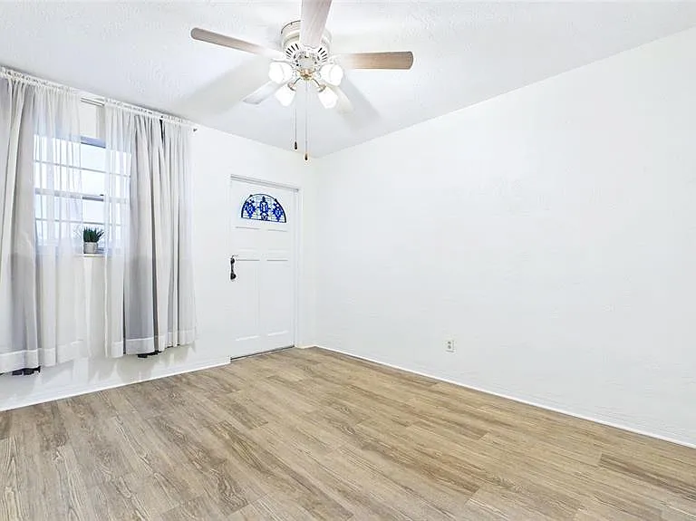 2454 Australia Way E #32 — Photo 44