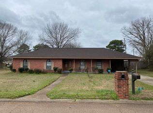 50 Dean Acres Blvd, Columbus, MS 39702