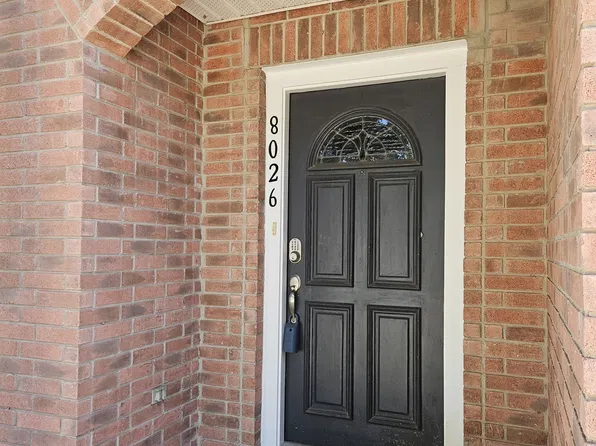 8026 CHESTNUT MANOR DR, Converse, TX 78109