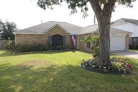 1st image of 4122 Forest Leaf Cir