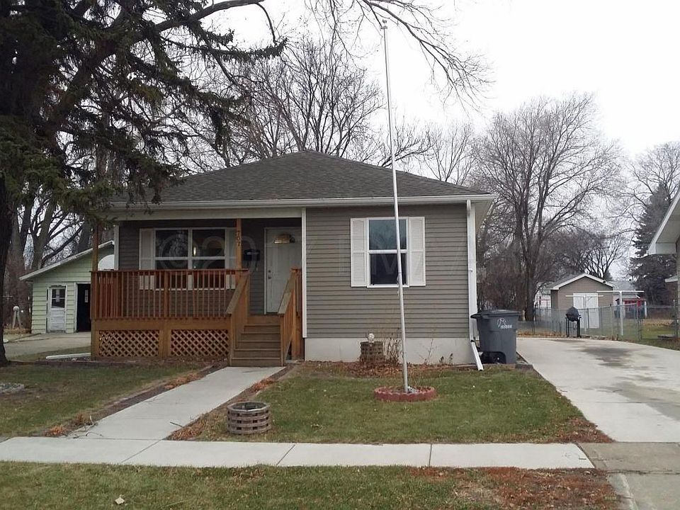 1st image of 707 17th St N