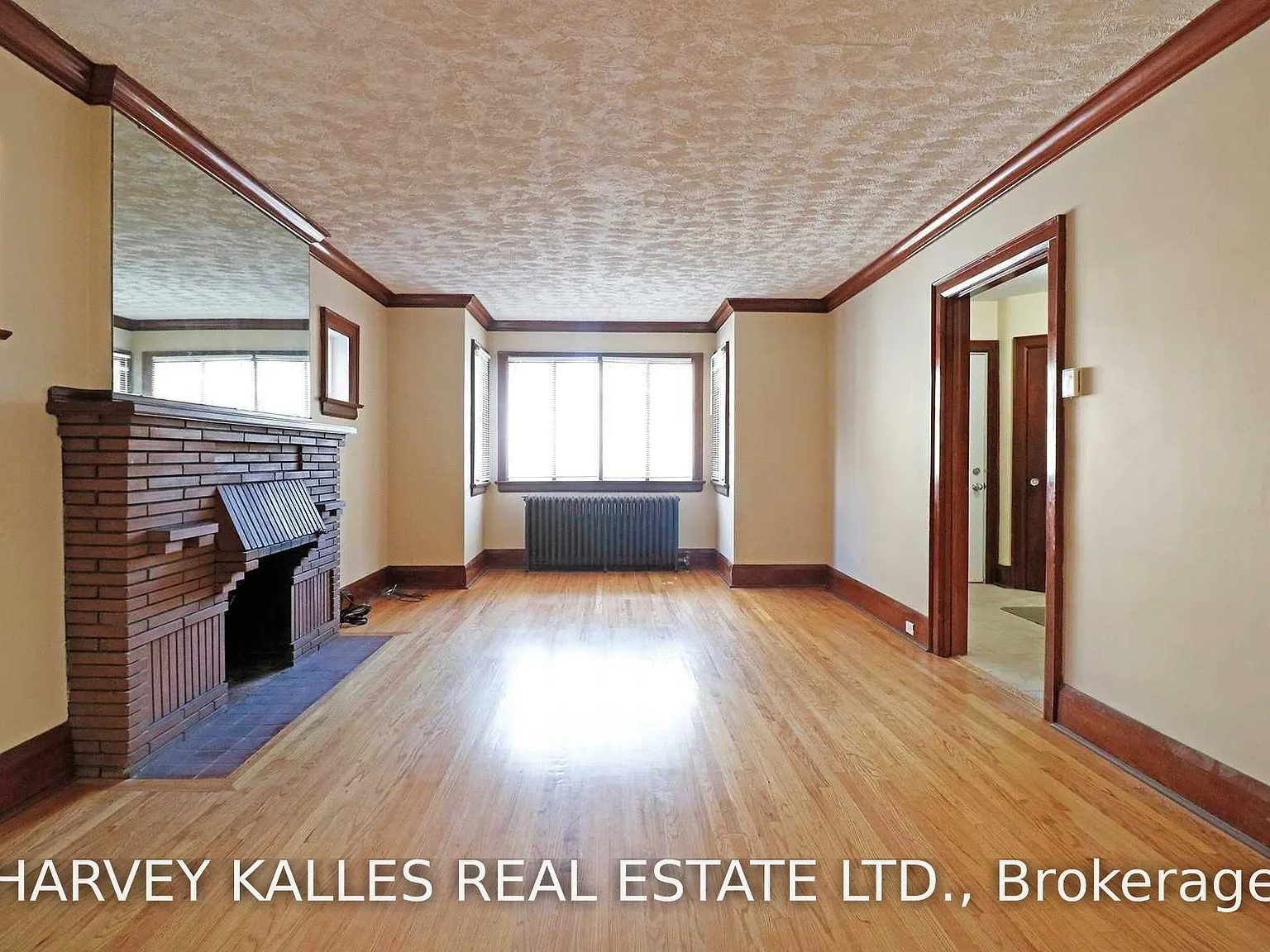 6 bed, $4,100 — Photo 4