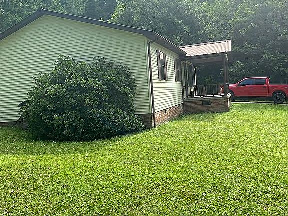 4th image of 308 George Maynard Rd