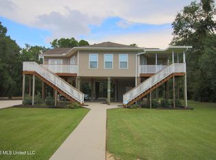 9306 Halsell Rd, Gulfport, MS 39503