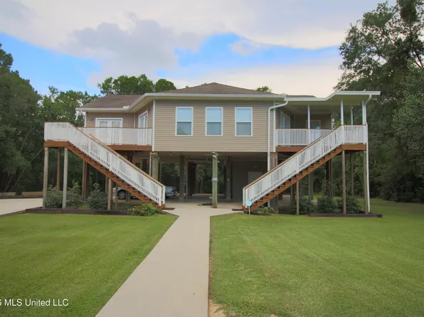 9306 Halsell Rd, Gulfport, MS 39503