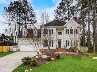 205 Lyncroft Ln, Cary, NC 27519