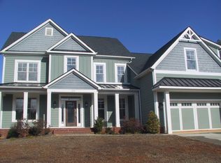 124 Hedgewood Dr, Mooresville, NC 28115