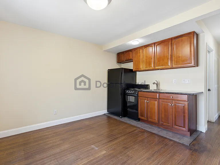 1429 Magazine St — Photo 23