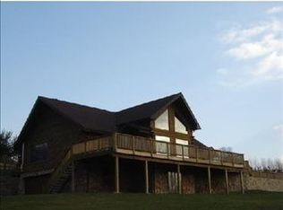 120 Wright Rd, Apollo, PA 15613